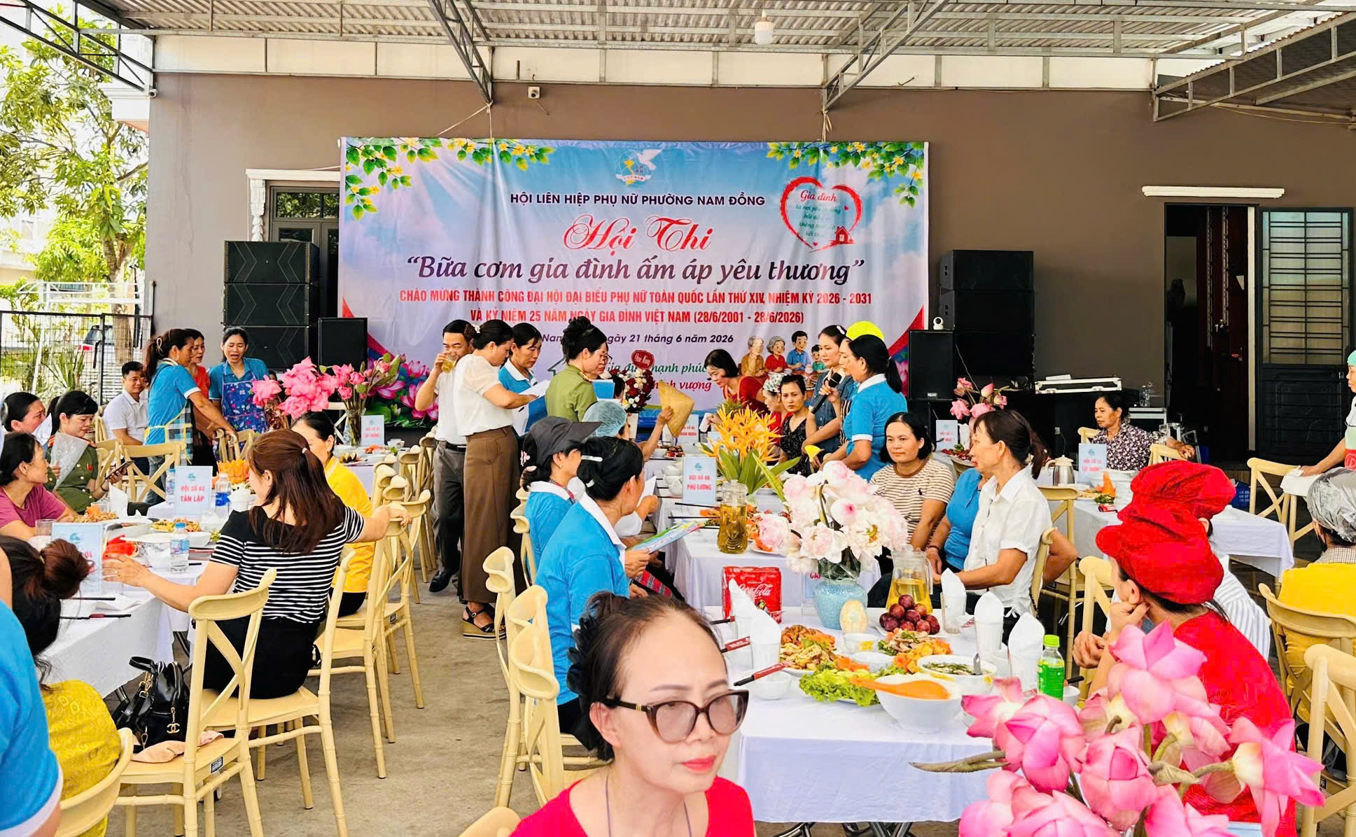 Chi hội Phụ nữ Công an phường Nam Đồng tham gia Hội thi “Bữa cơm gia đình ấm áp yêu thương”